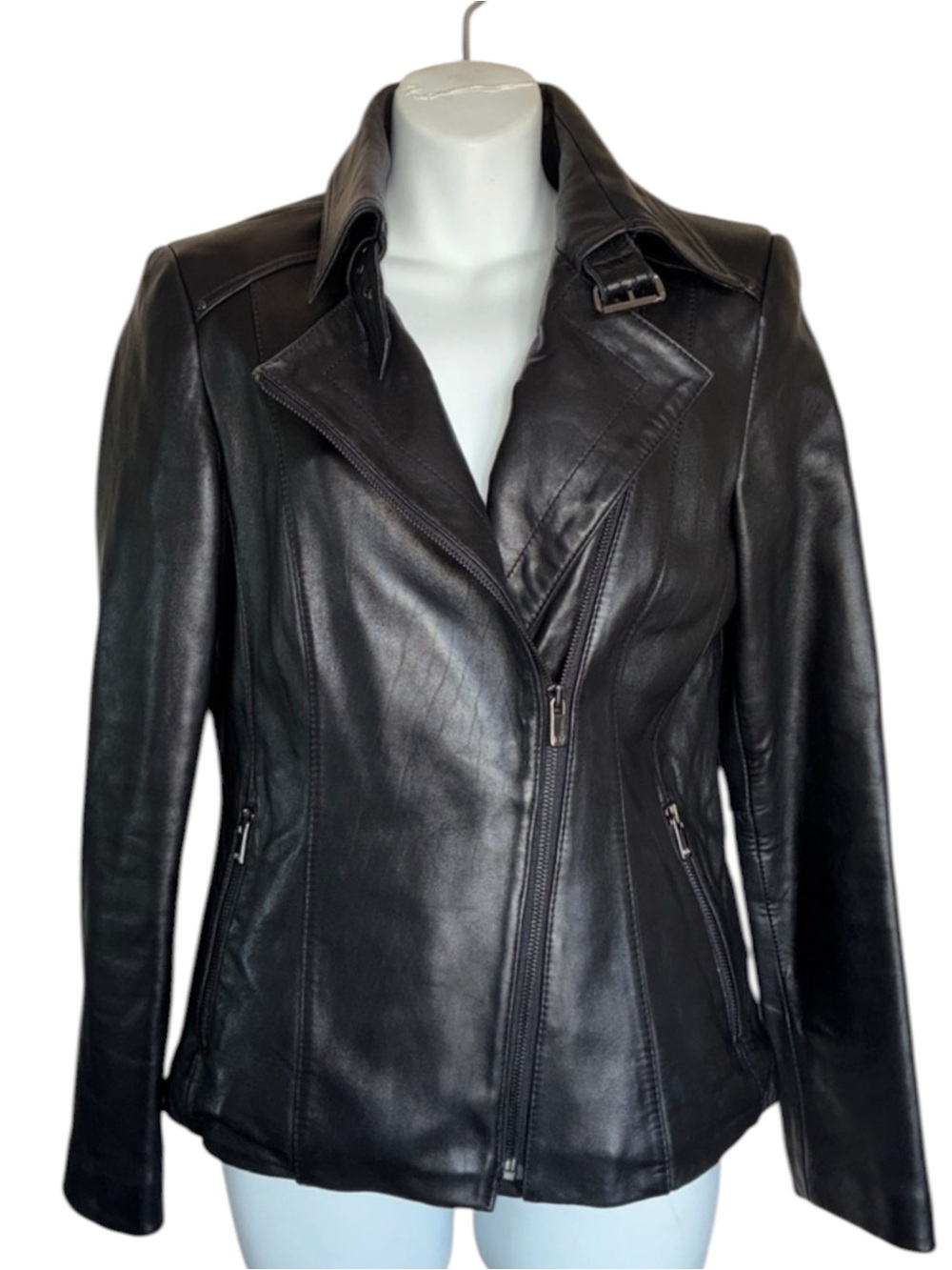 Jones New York Black Leather Jacket Women’s S, zip, notch lapel, pockets. Euc